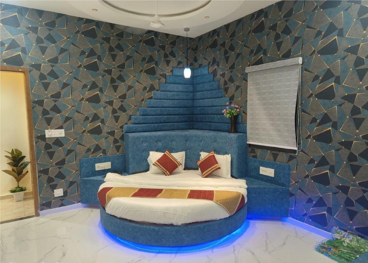 Hotel Villa Inn Anand Luaran gambar