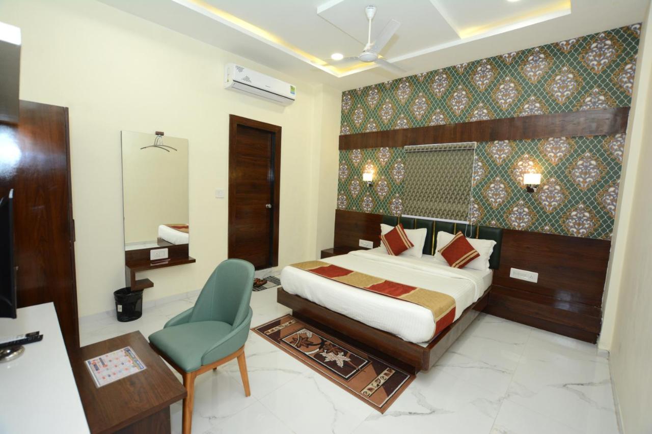 Hotel Villa Inn Anand Luaran gambar